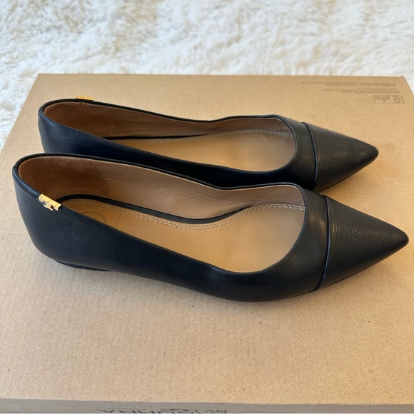 Tory Burch Penelope Black Cap Toe Flats Size: 5 M - Picture 2 of 8